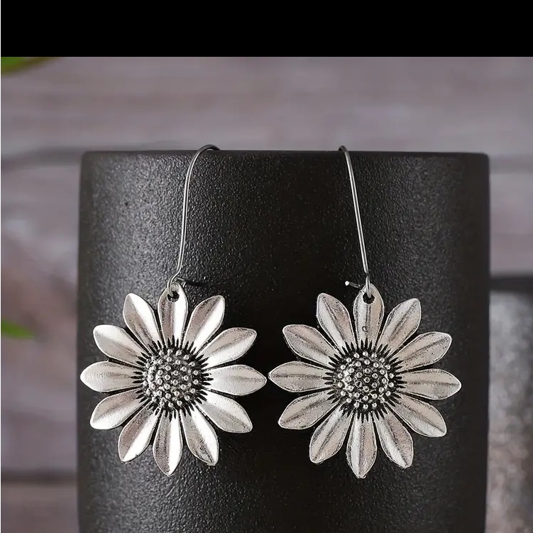 Vintage Bohemian Style Sunflower Shaped Dangle Earringswith Tiny Synthetic Gems
